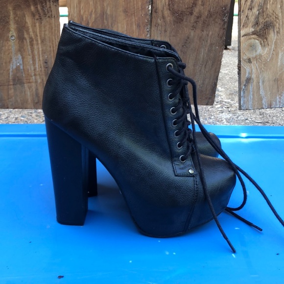 Black platform ankle booties - Picture 2 of 3